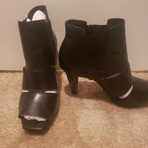 Heels shoes